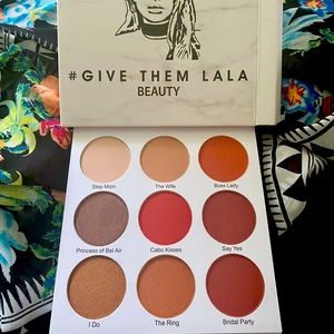 #GIVE THEM LALA BEAUTY The Grown Woman Palette NIB
